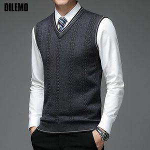 Herentruien Autummodemerk Solid 6% Wool Pullover Sweater V Hek Knit Vest Men Trendy mouwloze casual topkwaliteit Men kleding 230811