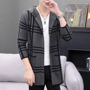 Hommes Chandails Style Britannique Automne Casual Plaid Tricoté Manteau Mâle Cardigan Designer Homme Chandail Mince Ajusté Chaud Vêtements C141