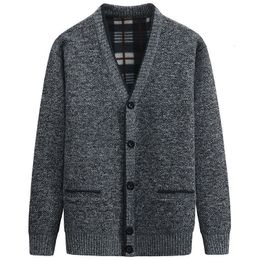 Hommes s chandails Cardigan hommes automne hiver épais col en V tricoté pull manteaux décontracté chaud mode hommes vêtements 2023 230711