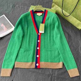 Pulls pour hommes Designer Laine Col V Cardigan tricoté Cardigan de luxe Fil de laine Simple Mode Polyvalent Knit J8R9