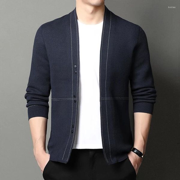 Suéteres para hombres Estilo de Inglaterra Bolsillo Hombres con cuello en v Cardigan Marca de moda Otoño Invierno Diseñador Chaqueta de punto Ropa Tamaño M-4XL