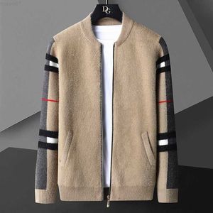 Suéteres para hombres Inglaterra Estilo Bolsillo Hombres Chaqueta con cremallera Cardigan Moda Marca Otoño Invierno Diseñador Cardigan Plus Tamaño Spliced Color Knit Jacket L2403