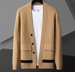 Pulls pour hommes Automne Hiver Marque Mode Poche Cardigan Pull Bouton Design Veste Tricotée Hommes Designer Manteau