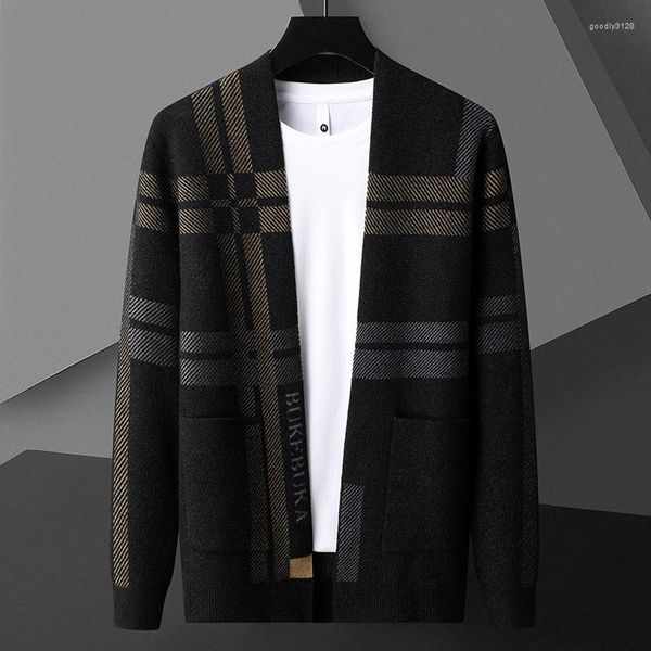 Pulls pour hommes Marque de mode Cardigan tricoté à rayures 2023 Printemps et automne Exquis Jacquard Contraste Casual Châle Pull Manteau