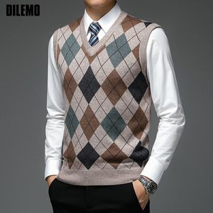 Suéteres para hombres Diseñador de moda Marca Argyle Jersey Suéter de diamantes Chaleco de punto con cuello en V Hombres 6% Lana Sin mangas Autum Ropa casual para hombres 230824