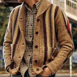 Suéteres de los hombres de moda de los hombres de la solapa Casual Business Cardigan Coat Slim Fit Jacquard Knitted Sweater Jacket Rayas Patchwork Hombre Streetwear