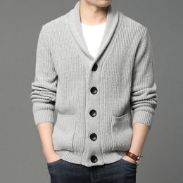 Herentruien High -end wollen Designer Dikke Koreaanse Autum Winter Brand Fashion Cable Breipe Sweater Jacket Men Casual Coats Mens Clothing 230823