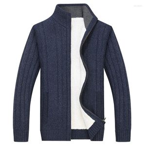 Heren Truien Hoge kwaliteit Winter Vest Mannen Fleece Dikke Warme Gebreide Trui Jas Heren Mode Plus Fluwelen Sweatercoat Maat