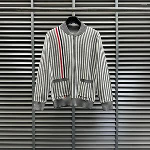 Pulls pour hommes Pull en tricot Automne Hiver Classique Zipper Top Diagonal Stripe Tricolor Luxe Casual Cardigan pour femme de haute qualité