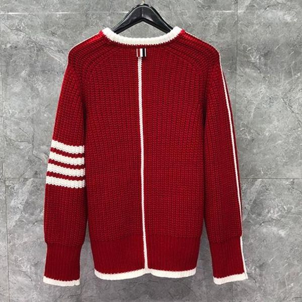 Hommes Chandails Hommes Rouge Pulls Vêtements Femmes Slim O-NeckRayé Laine Coton Épais Hiver Couple Casual Manteau De Noël