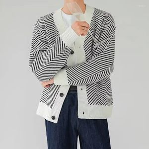 Herensweaters Herensweater Zuid-Koreaans vest Losvallend Gestreepte jas met V-hals, niet strijkbaar