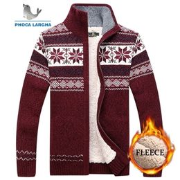 Pulls pour hommes Hommes Velvet Sweatercoat Modèle d'hiver Style Laine Cardigan Mâle Casual Épaissir Chaud Polaire Pull de Noël pour Homme Hombre 220924