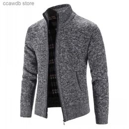 Maglioni da uomo New Spring Autunno maglione lavorato a maglia da uomo Fashion Slim Fit Cardigan da uomo Maglioni causali Cappotti Solid Cardigan monopetto da uomo T240108