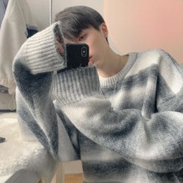 Pulls pour hommes Pullor Gradient Striped Sweater Round Round Waby Design Casual Design Bottinging Hiver Inner Usure Trime épaissis