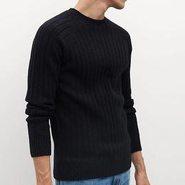 Herensweaters van zachte merinowol met thermische stiksels en ronde hals y231118
