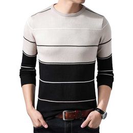 Pulls pour hommes TFETTERS Rayé O-cou Mince Hommes Tricots Pulls Mode Pull pour Printemps Automne G221010