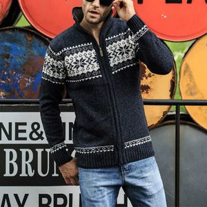 Pulls pour hommes Hiver Hommes Jacquard Pull Manteau Noël Flocon De Neige Imprimer Cardigan Tricoté Col Roulé Zippé Pull En Laine Chaud Occasionnel 5XL 231107