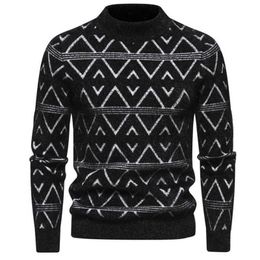 Herentruien Winter Nieuwe herentruien Gebreide kleding Slim Fit ondertrui Trendy ronde hals Streepprint Top 2v