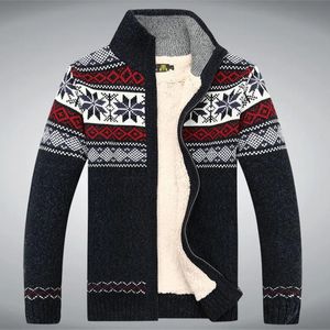 Pulls pour hommes Pull d'hiver Mâle Épaissir Polaire Hommes Cardigan Coton Tricoté Jacquard Pull pour Hommes Taille S -3XL 231127