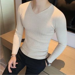 Chandails pour hommes Pulls d'hiver hommes mode coréenne Streetwear pulls à col en v couleur unie hommes pull en cachemire laine mince tendances S-3XL 231010