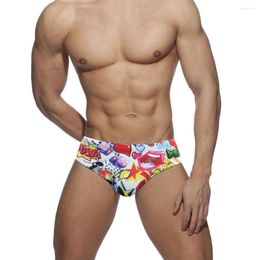 Bañador para hombre 2023, calzoncillos de baño para hombre, Bikini con dibujo de dibujos animados, traje de baño Sexy de cintura baja, ropa de playa transpirable para verano Gay, traje de baño