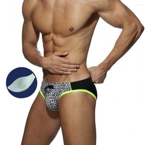 Bañador para hombre, Bikini de leopardo, bañadores para hombre con almohadilla de empuje, moda americana europea, Sexy, cintura baja, verano, surf en la playa