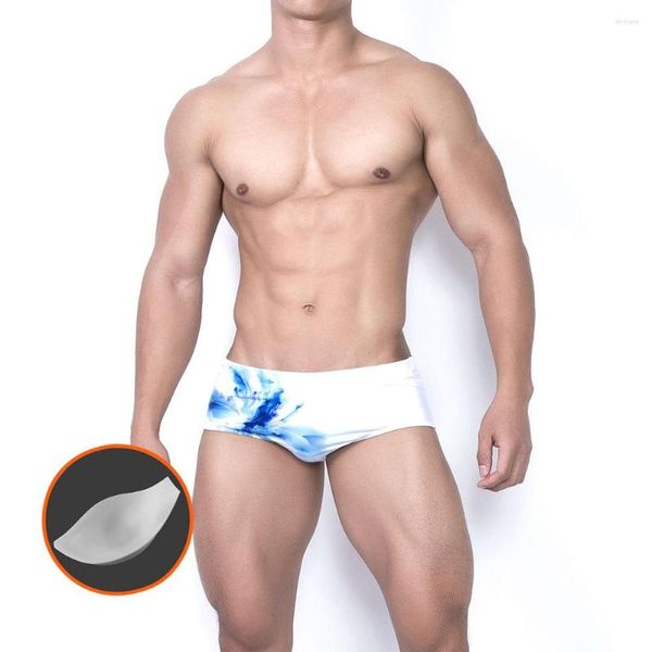 Traje de baño para hombres Europeo Americano Simple Impreso Pequeño Boxer Troncos de natación Moda sexy Casual Pantalones cortos de playa de talle bajo con almohadilla de empuje