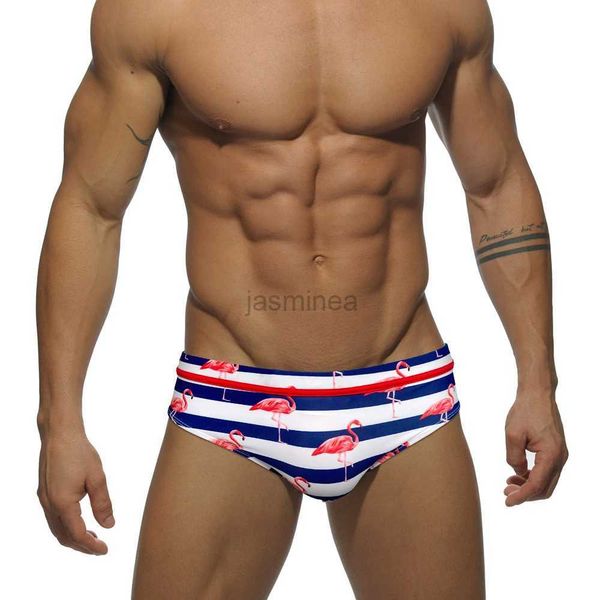 Traje de baño para hombres Moda Europa América Calzoncillos de natación para hombre Bikini de cintura baja sexy Traje de baño Traje de baño Secado rápido Push Pad Deporte Playa Surf Traje de baño 24327