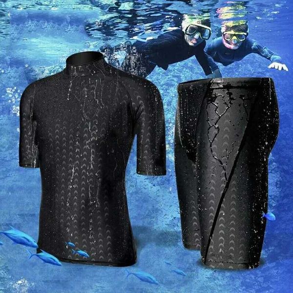 Traje de baño para hombres Hombres Adolescentes Manga corta Traje de baño de piel de tiburón Conjunto Camisa de natación + Pantalones cortos Surfing Buceo Playa Traje de baño ajustado de secado rápido 24327