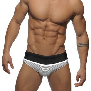 Mannen Badmode Heren Gestreepte Zwem Slips Zomer Spa Badpak Sexy Lage Taille Mayo Mannelijke Pouch Verbeteren Sport Strand Surf Trunks 230724