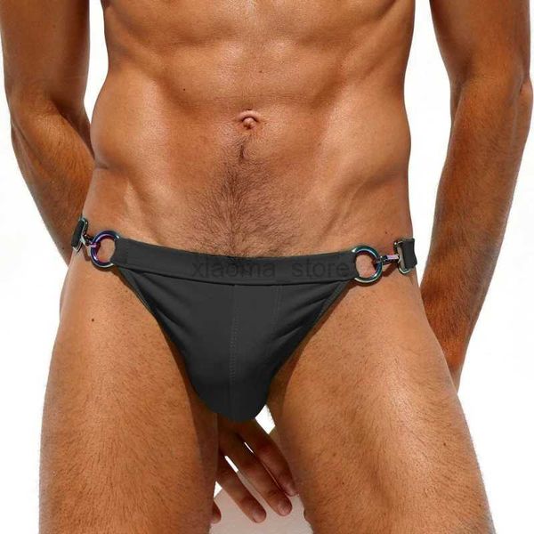 Traje de baño para hombre Traje de baño con hebilla de metal Bikini Traje de baño para hombre Traje de baño sexy para hombre Traje de baño gay Traje de baño Desmiit Traje de baño Pantalones cortos de playa Tanga 240315