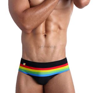 Maillots de bain pour hommes Maillots de bain rayés arc-en-ciel Breifs Hommes Sexy Shorts de natation Tronc Sports nautiques Pantalons de plage Maillot de bain Sexy Homme Maillot de bain Surf 24327