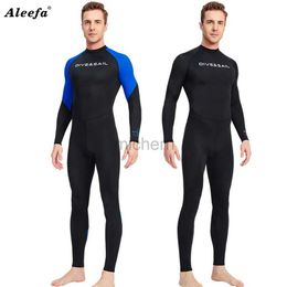 Suite des maillots de bain masculine Costume de garde pour hommes surf sur plongée plongeon plongée entier un morceau de maillot de bain UV50 Sun UV Protection D240424