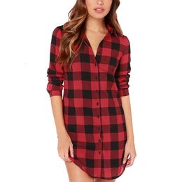 Heren Swimwear Women Tops en Blouse Europe Longsleved Red White Plaid Rooid Shirt Long Blusas Clothing Vestidos LBD1545 230420