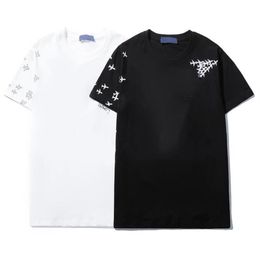 T-shirt pour hommes T-shirts de créateurs T-shirts d'été pour hommes et femmes à manches courtes Mode simple Shorts modernes Produits de luxe Haute qual299T