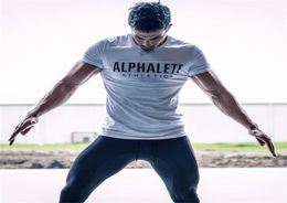 T-shirts masculins 2021 T-shirt T-shirt Fitness Shirts Slim Fit Fit Fit Classement Coton Coton Vêtements Fashion Office O Neck Alphalete imprimé TEE16257587