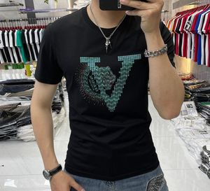 T-shirts voor heren 2022 Spring Nieuw Europees Station Trend Trend Men met lange mouwen T-shirt Men Round Neck Koreaans Casual bodem shirt