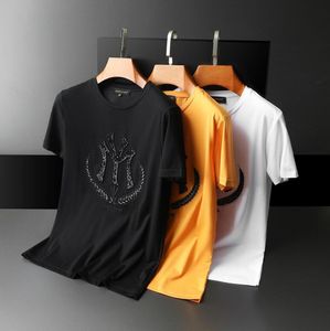 Camisetas para hombres 2023 Estación europea Moda de verano Nuevos hombres Cuello redondo Lentejuelas Bordado Camiseta de manga corta Camiseta de algodón de seda de moda