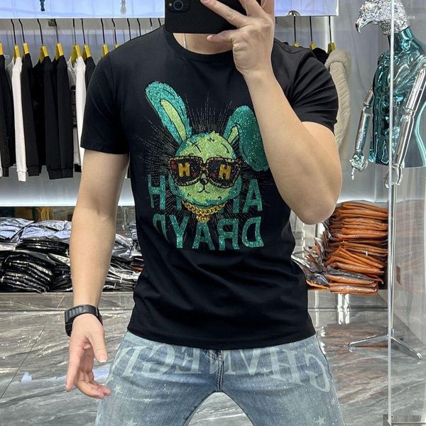 Hommes t-shirts 2023 strass dessin animé motif hommes mode Streetwear haute qualité à manches courtes O cou mince T-shirt homme grande taille 4XL