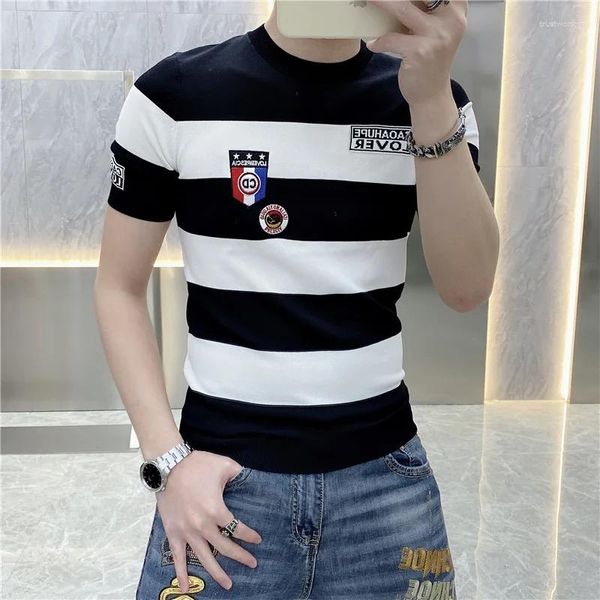 T-shirts masculins 2023 Badge personnalisé d'été Tees T-Fit Stripe Ice Silk à manches courtes Tshirt Tide Tide Round Neck Pullover