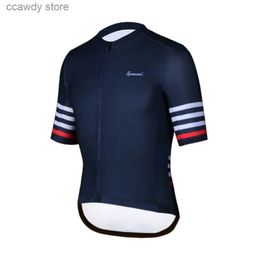 T-shirts masculins 2024 New Pro Team Aero Aero Lightweight Short Seve Cycling Jersey and Bib Shorts de haute qualité 4d Gel Pad Italie Miti G H240407
