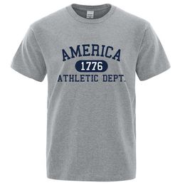 T-shirts masculins America 1776 Lettre de département athlétique Tshirt Man Fashion T Vêtements Summer Luxury T-shirt Hip Hop Breatchable Cotton T Vêtements Y240429