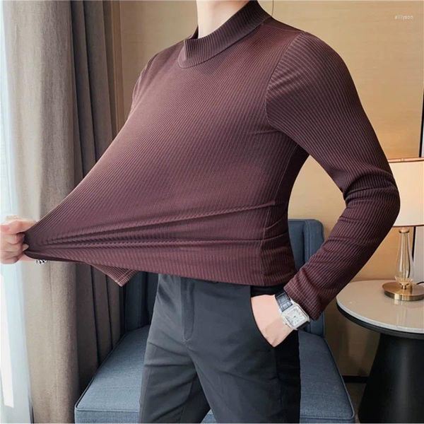 Camisetas para hombres Otoño Invierno Medio cuello alto debajo de la camisa Hombres Fashion Stripe Slim Fit Tees Clothing Camiseta Versátil casual