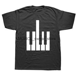 T-shirts masculins nés pour être le joueur de musique de professeur de piano Hip Hop Harjauku Mens Vêtements imprimé T-shirt Short Slve Funny T-shirts H240506