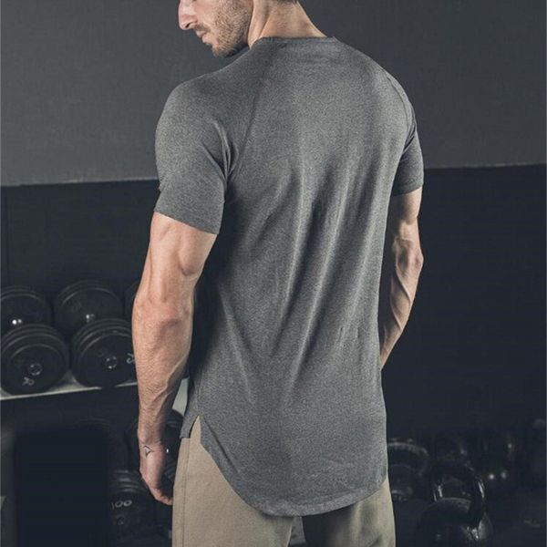 T-shirts pour hommes Vêtements de sport de marque étendre le T-shirt hip hop Hommes fitness T-shirt à ourlet festonné étendu t-shirts de musculation été T-shirt 230512