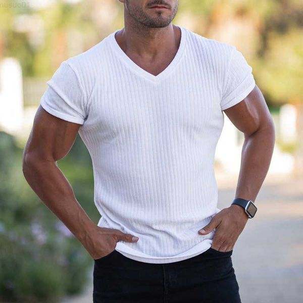 T-shirts pour hommes Casual Ribbed Design Slim T-shirt Hommes Sports Fitness Vêtements 2023 Summer Short Sleeve V Neck T Shirt Pure Color Basic Tees Mens L230715