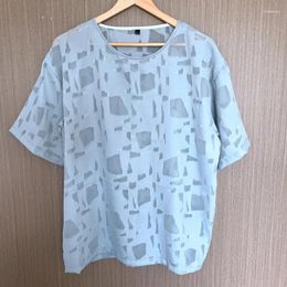 T-shirts voor heren Chiffon jacquard Doorzichtig nisontwerp T-shirt met korte mouwen Hoge kwaliteit 2023 Trendy originele zomer Dunne tops 21F1890