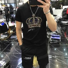 T-shirts hommes Crown Hot Diamond Fashion Mens Heavy Duty T-shirt imprimé 2021 Camisetas Hombre T-shirt social Mens strass T-shirt de haute qualité J240322