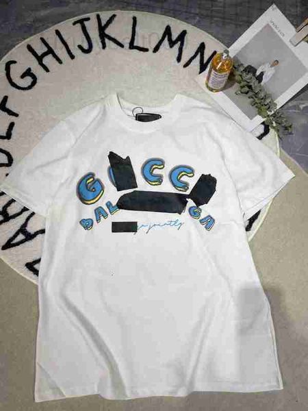Diseñador de camisetas para hombre 2023 Spring New Paris Co con la marca Art Letter Printed y camiseta de manga corta de algodón puro para mujer KFYH