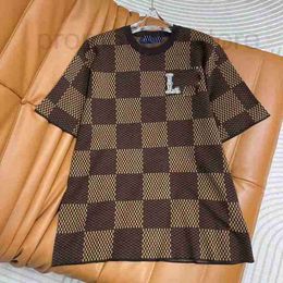 T-shirts masculins Designer 2024 printemps / été Nouveau coton en coton en vrac lâche Coton en tricot à damier à damier rond T-shirt à manches courtes 466l